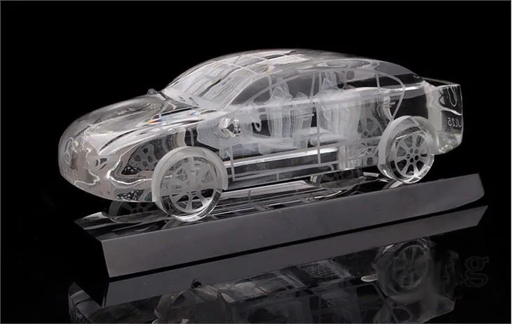 نموذج سيارة كريستال مع نقش ثلاثي الأبعاد